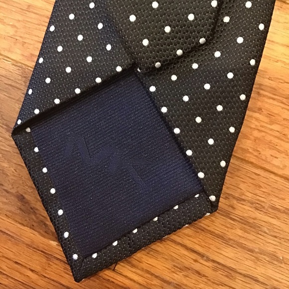 MK Michael Kors Men’s 100% Polyester Polka Dot Tie - Picture 4 of 5